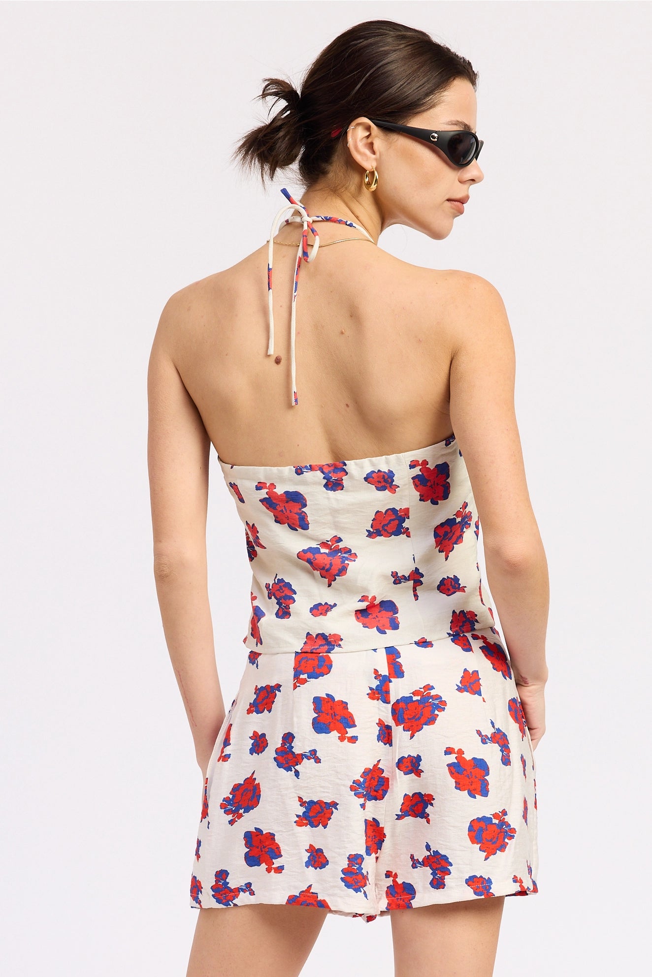 FLORAL RING HALTER TOP